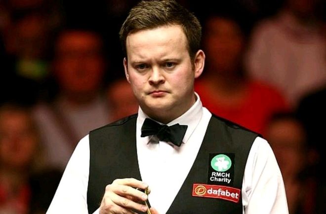 与年龄极不 与年龄极不